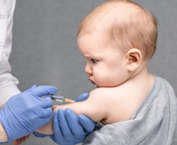 Que cache la marche forcée de la vaccination Covid des enfants ?