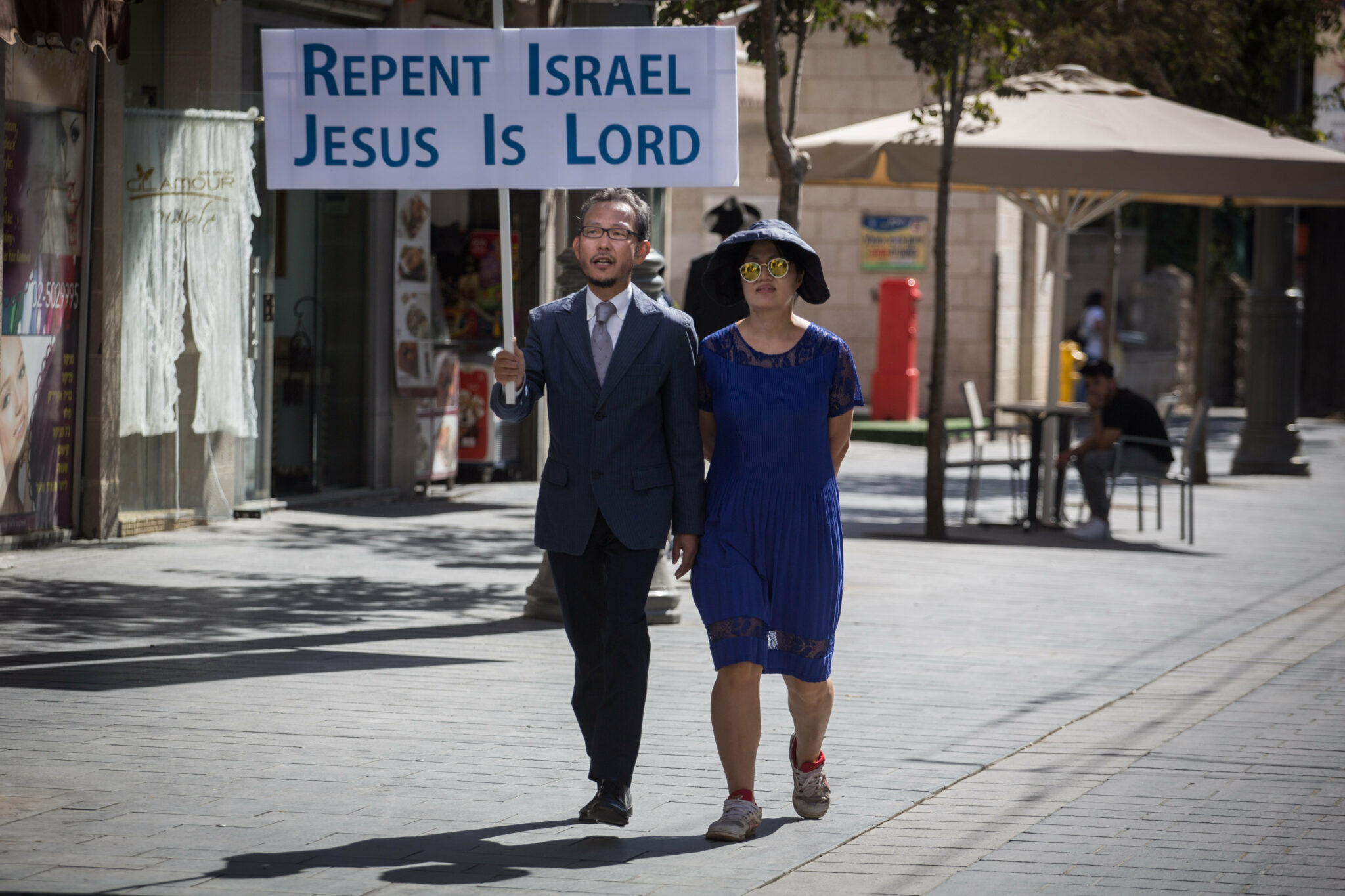 LE PROJET DE LOI CONTRE LA MISSION EN ISRAËL SUSCITE LA CONTROVERSE. LES MILITANTS JUIFS ET CHRÉTIENS INTERVIENNENT